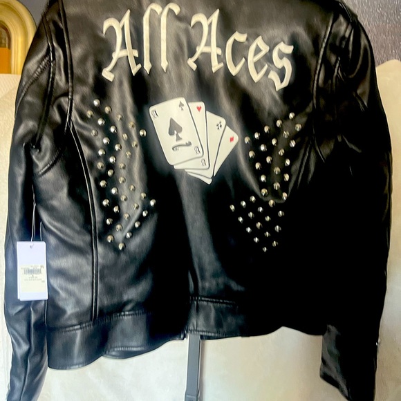 New! GUESS Men's Robertson Aces Moto
Stud Jacket
Size: S
| Guess!! - Picture 13 of 13